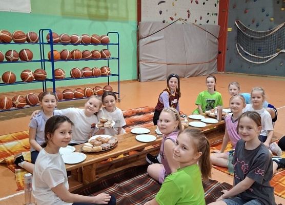 Ferie na sportowo grafika