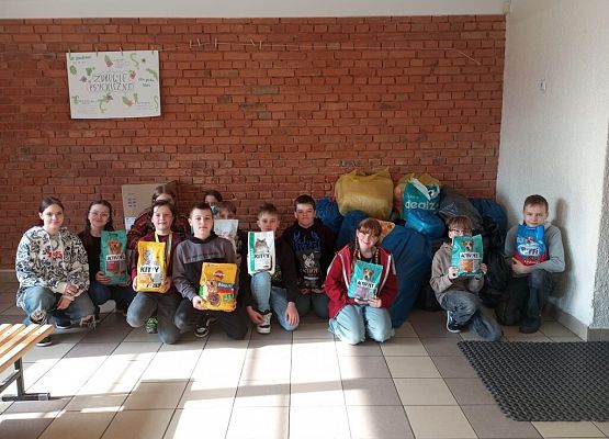 Podsumowanie zbiórki darów dla Schroniska "Bajer" w Małoszycach grafika