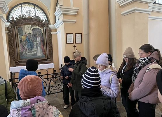 Wielkopostna zaduma na Drodze Krzyżowej grafika