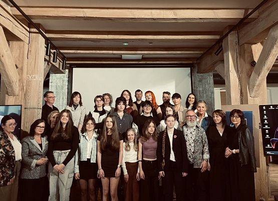 Gala wręczenia nagród plastycznych w Białym Spichlerzu w Słupsku grafika