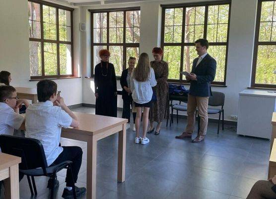 Konkurs wiedzy o zamkach gotyckich grafika