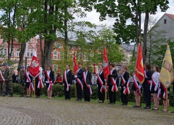 Majowe święto grafika