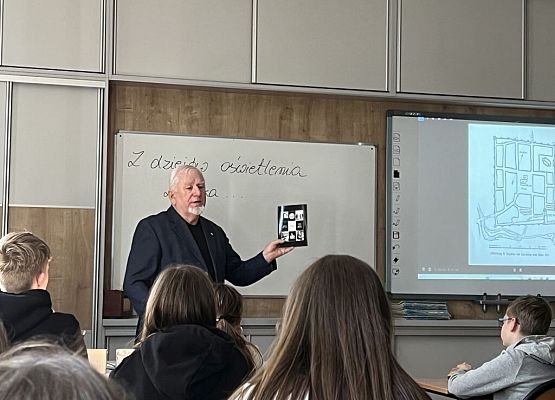 Z dziejów oświetlenia Lęborka grafika