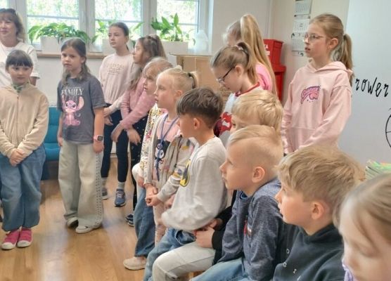 „Do szczęścia człowiekowi potrzeba ogrodu i biblioteki.” grafika