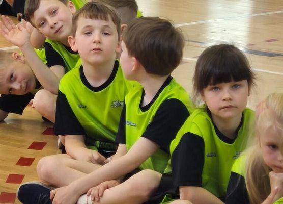 „Kto z nas lepiej i prędzej” grafika