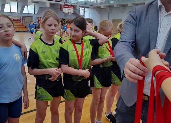 „Kto z nas lepiej i prędzej” grafika