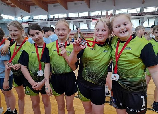 „Kto z nas lepiej i prędzej” grafika