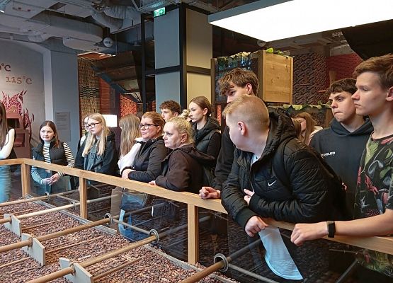 Wycieczka klasy VIII B grafika