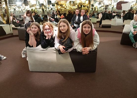 Wycieczka klasy VIII B grafika