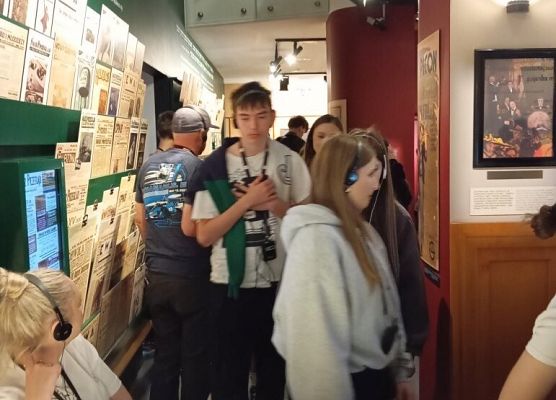 Wycieczka klasy VIII B grafika