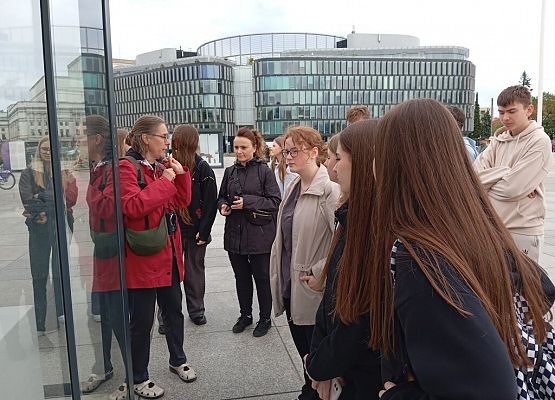 Wycieczka klasy VIII B grafika