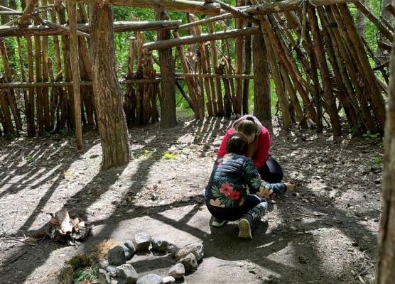 Lekcja przetrwania w Adventure Park grafika