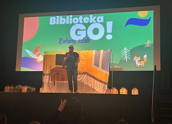 „Czytanie to przygoda, która nigdy się nie kończy!” grafika