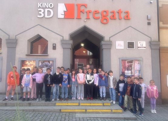 „Czytanie to przygoda, która nigdy się nie kończy!” grafika