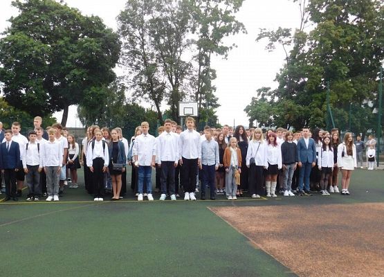 Witamy nowy rok szkolny grafika