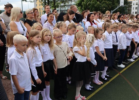 Witamy nowy rok szkolny grafika