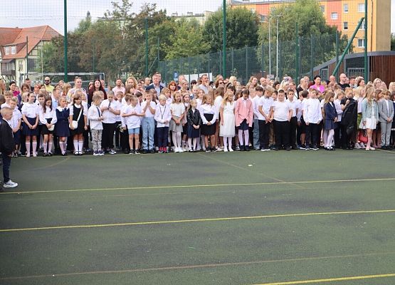 Witamy nowy rok szkolny grafika