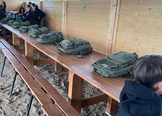 Survivalowe szaleństwo grafika