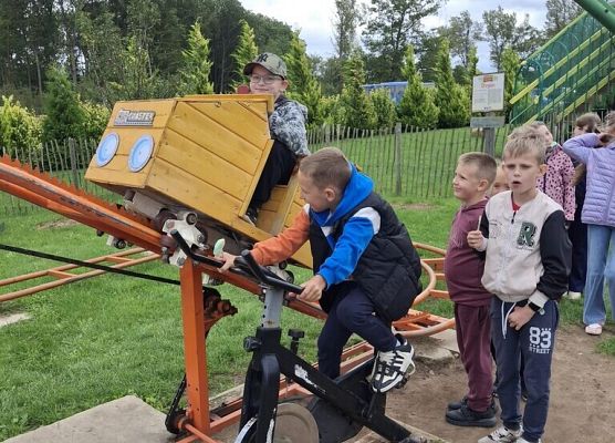 Wycieczka klasy 3C na Farmę Alexa grafika