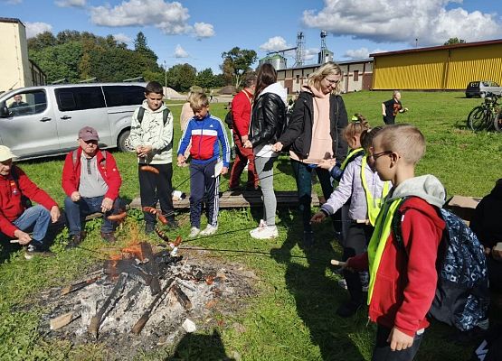 Pieszo czy na rowerze? grafika