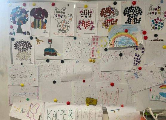 Kreatywnie z kropką grafika