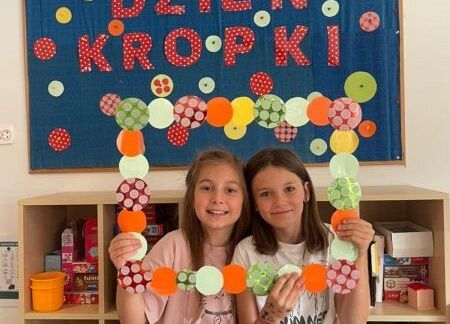 Kreatywnie z kropką grafika