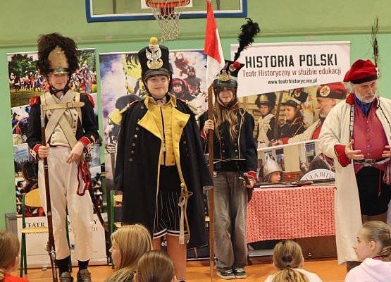 Żywa lekcja historii grafika