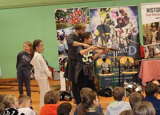 Żywa lekcja historii grafika