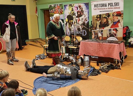 Żywa lekcja historii grafika