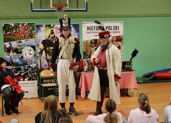 Żywa lekcja historii grafika