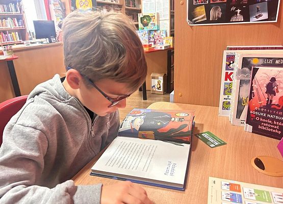 Zajęcia biblioteczne klasy 2b grafika