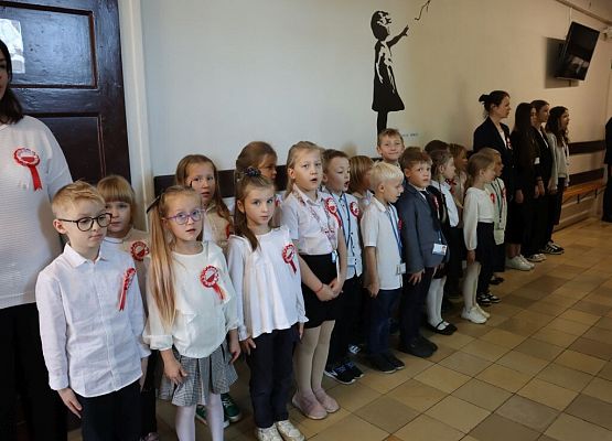 Szkoła do hymnu 2025 grafika