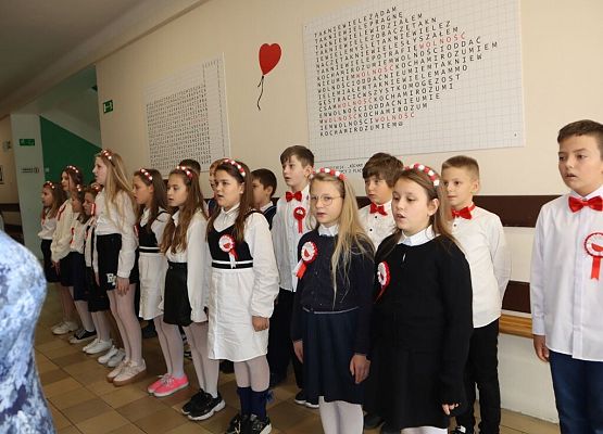 Szkoła do hymnu 2025 grafika