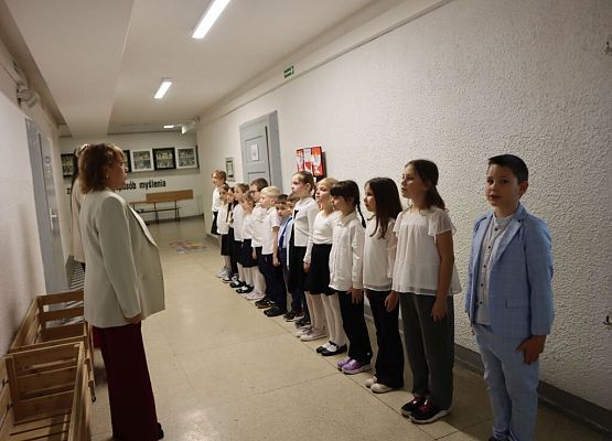 Szkoła do hymnu 2025 grafika