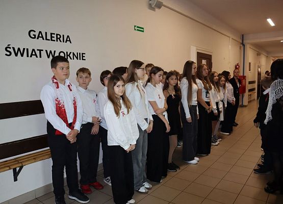 Szkoła do hymnu 2025 grafika