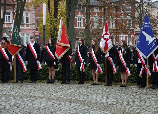 Patriotycznie, uroczyście i radośnie grafika