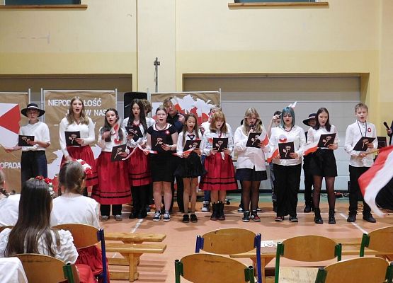 Patriotycznie, uroczyście i radośnie grafika