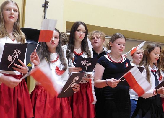 Patriotycznie, uroczyście i radośnie grafika