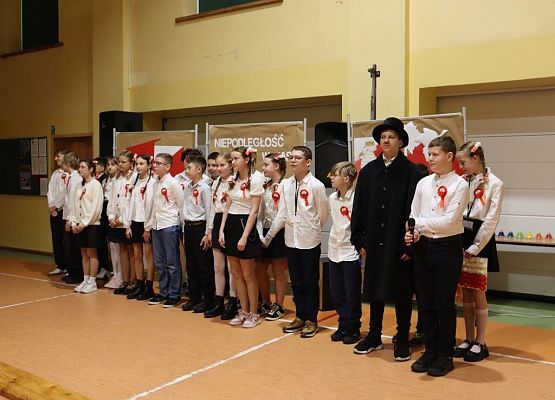 Patriotycznie, uroczyście i radośnie grafika