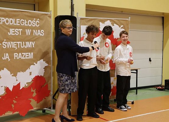 Patriotycznie, uroczyście i radośnie grafika