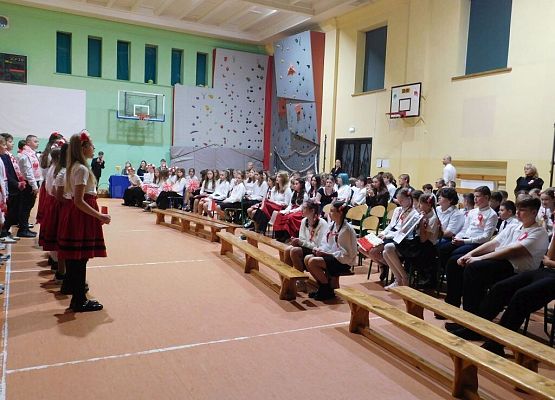 Patriotycznie, uroczyście i radośnie grafika