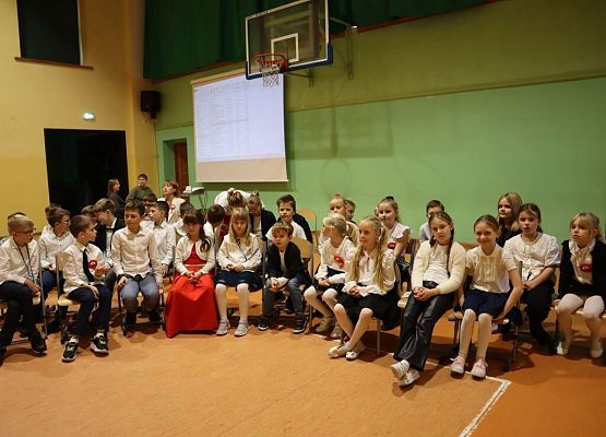 Patriotycznie, uroczyście i radośnie grafika