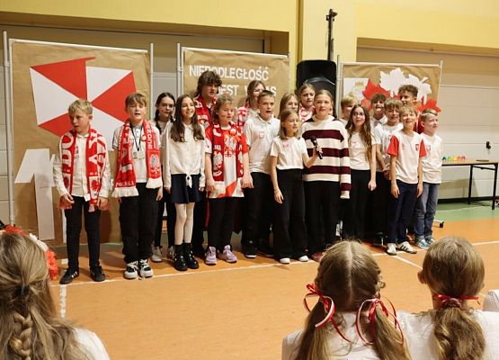 Patriotycznie, uroczyście i radośnie grafika