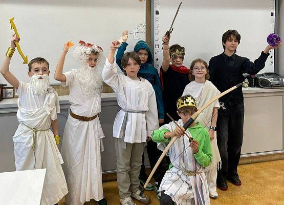 Historia może być ciekawa! grafika