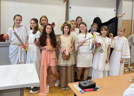 Historia może być ciekawa! grafika