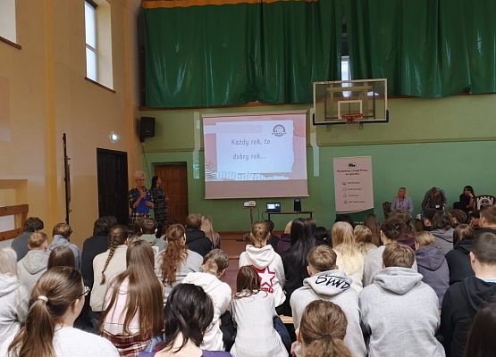 Powiatowy Urząd Pracy w ramach Otwartej firmy grafika