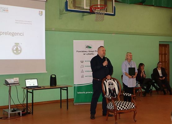 Powiatowy Urząd Pracy w ramach Otwartej firmy grafika