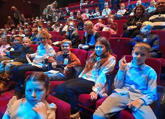 Spotkanie trzecioklasistów z Panem Disneyem grafika