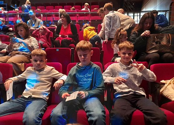 Spotkanie trzecioklasistów z Panem Disneyem grafika