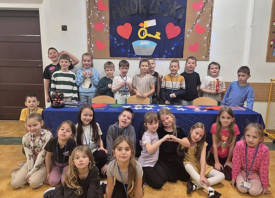 Andrzejkowe wróżby najmłodszych grafika